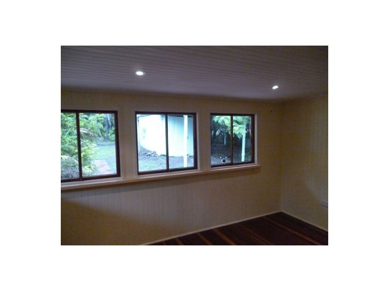 247 Torquay Terrace, Torquay QLD 4655