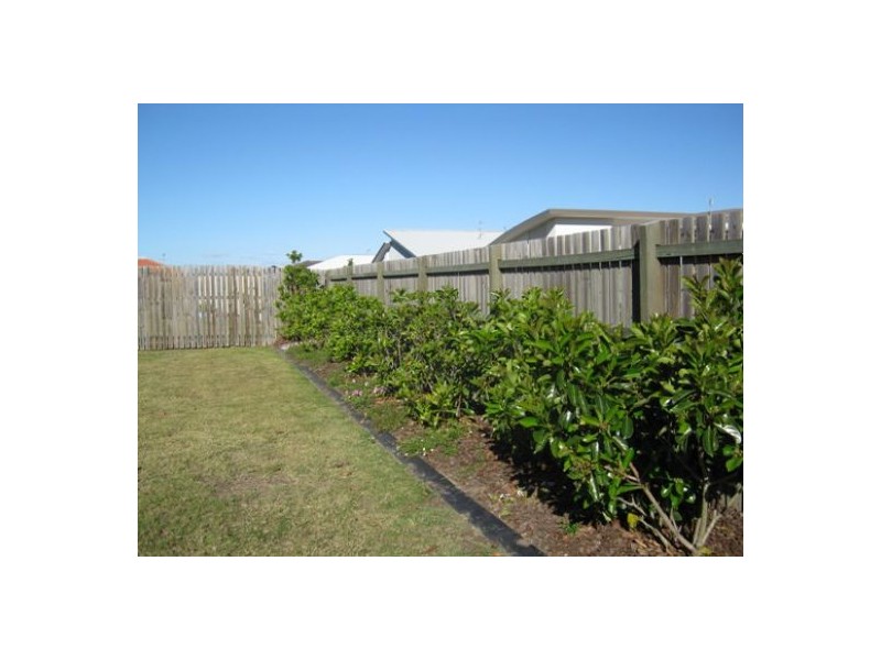 10 Fishburn Way, Eli Waters QLD 4655