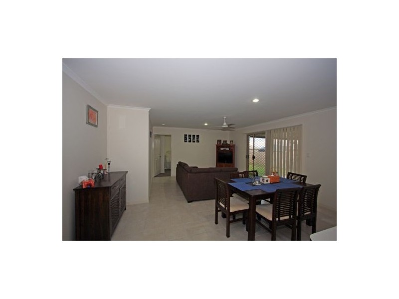7 MIA CT, Nikenbah QLD 4655
