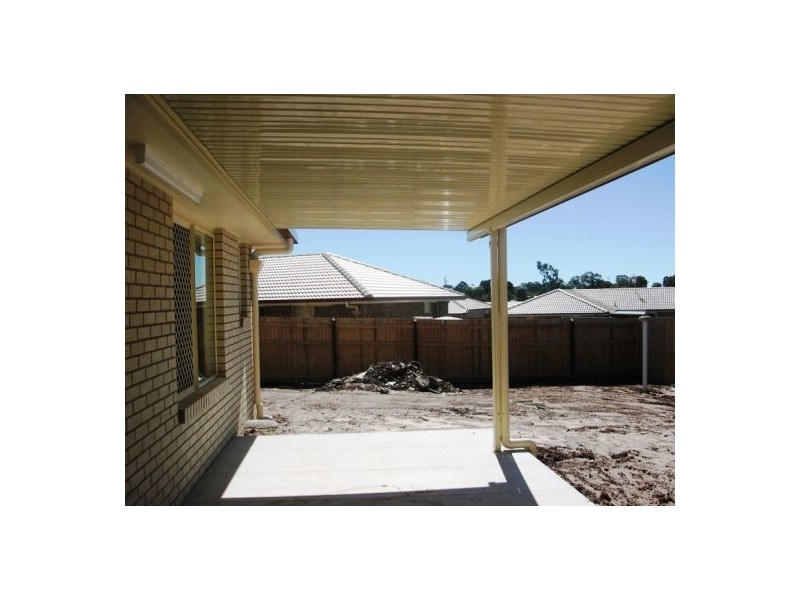 41 Moonstone Drive, Urangan QLD 4655