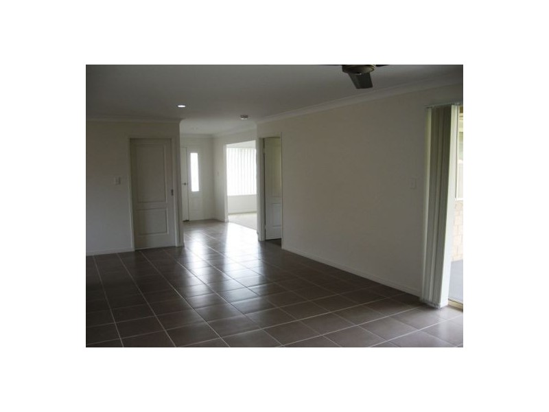 49 Moonstone Drive, Urangan QLD 4655