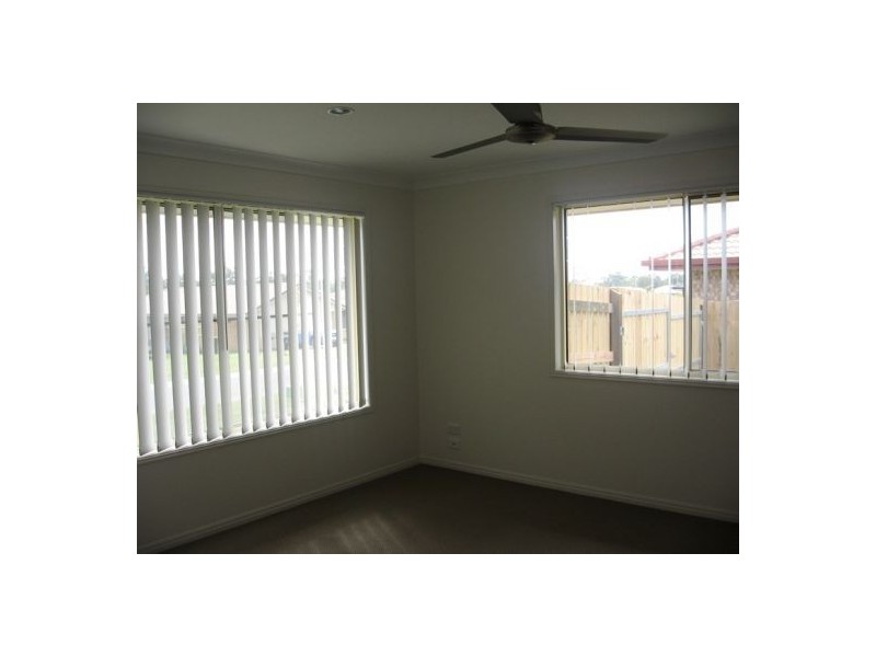 49 Moonstone Drive, Urangan QLD 4655