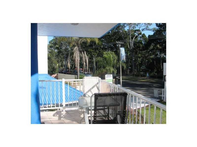 2/407 Esplanade, Torquay QLD 4655