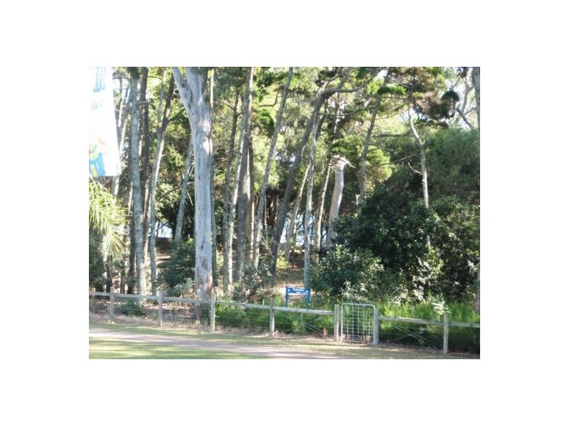 2/407 Esplanade, Torquay QLD 4655