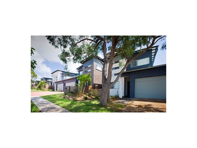 10/136 Pulgul ST, Urangan QLD 4655