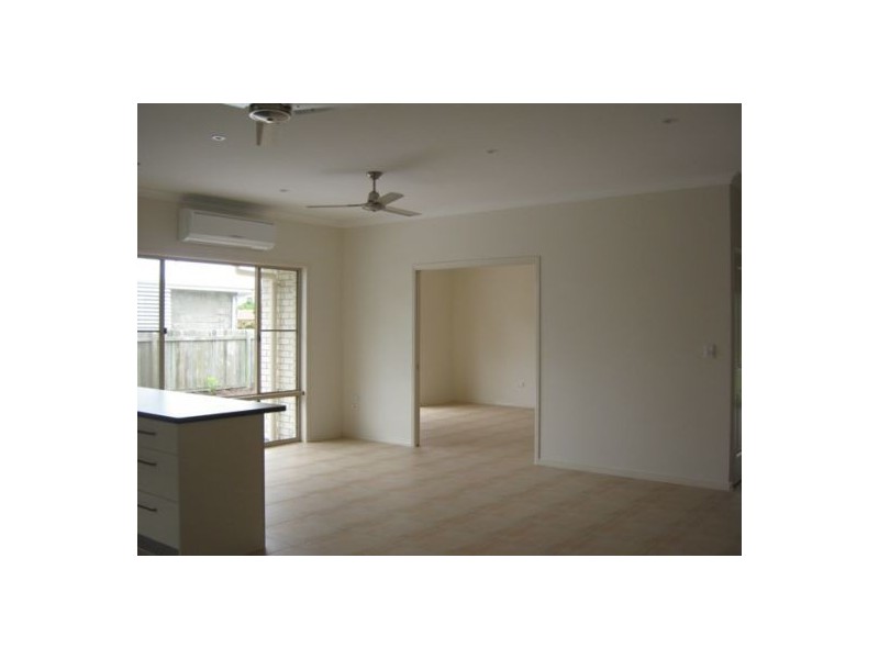 64  Cunningham, Torquay QLD 4655
