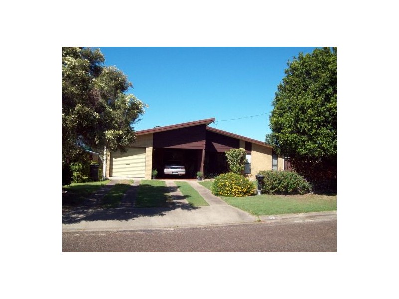 99 Cunningham St, Urangan QLD 4655
