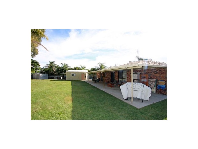 23 Debra Court, Urangan QLD 4655
