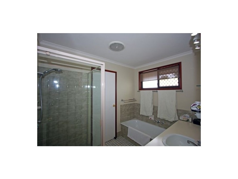 23 Debra Court, Urangan QLD 4655