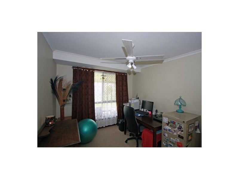 23 Debra Court, Urangan QLD 4655