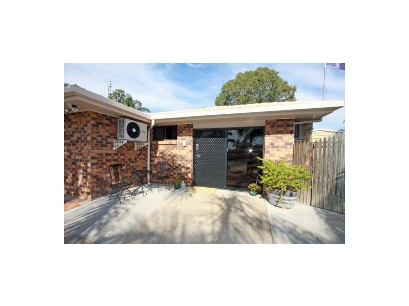 23 Debra Court, Urangan QLD 4655