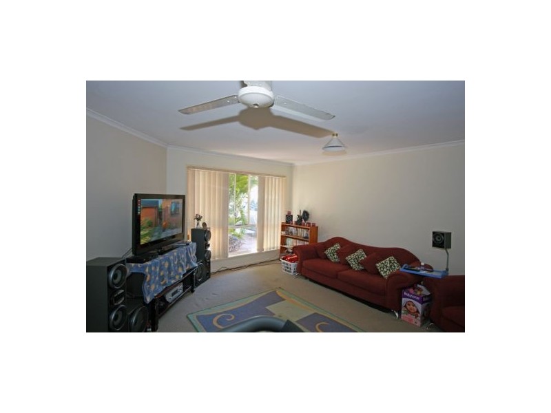 68 Chancellor DR, Urraween QLD 4655