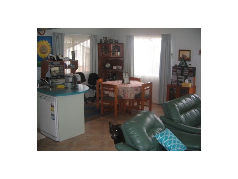 227 Wave Avenue, Golden Shores, Pialba QLD 4655