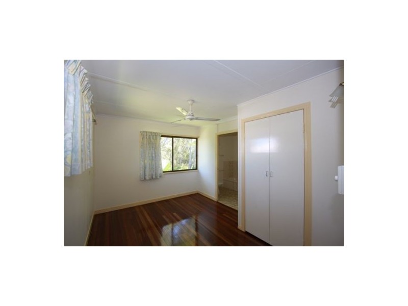 661 Charlton Esplanade, Urangan QLD 4655