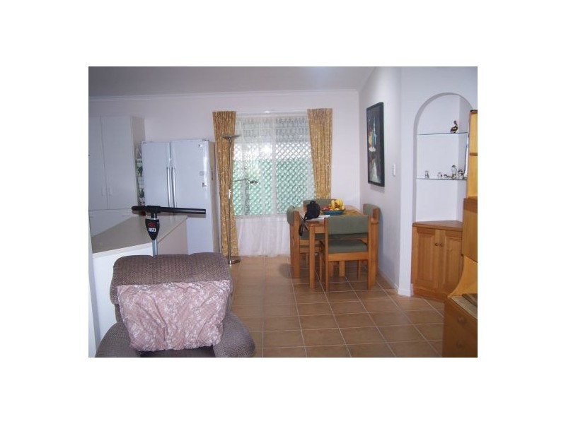 244 Wave Ave. Golden Shores, Pialba QLD 4655