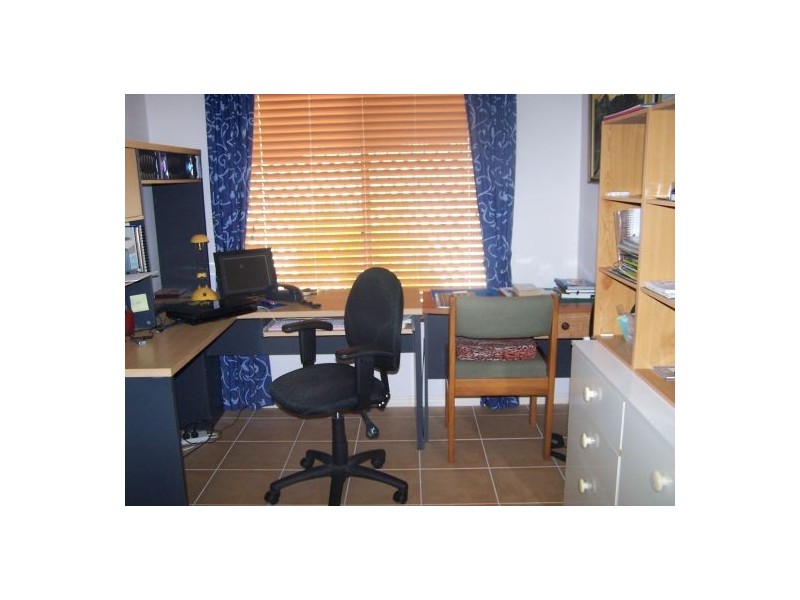 244 Wave Ave. Golden Shores, Pialba QLD 4655