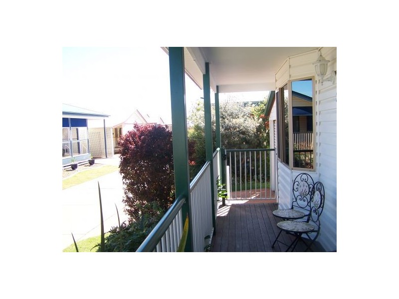244 Wave Ave. Golden Shores, Pialba QLD 4655