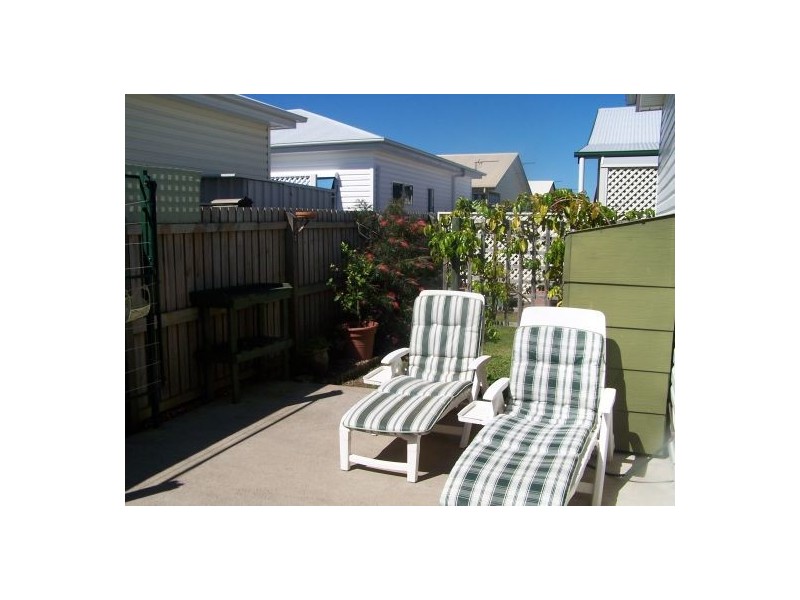 244 Wave Ave. Golden Shores, Pialba QLD 4655