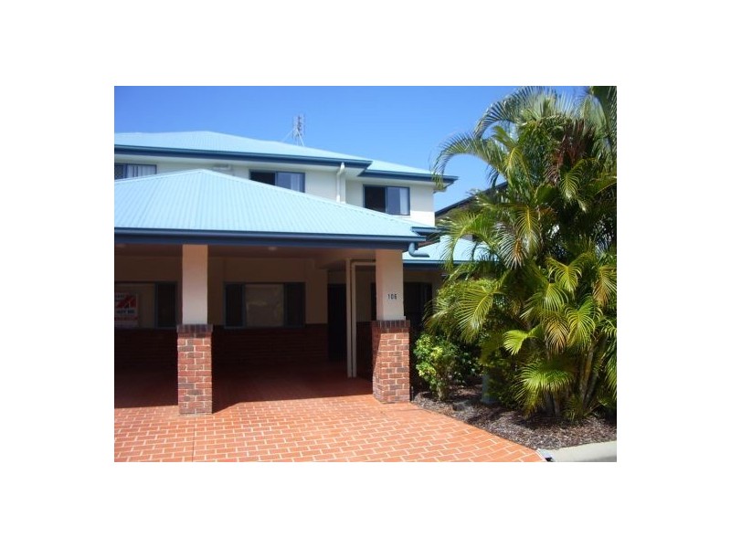 U106-34 Elizabeth Street, Urangan QLD 4655