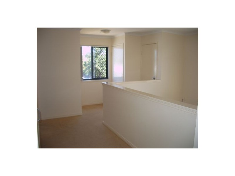 U106-34 Elizabeth Street, Urangan QLD 4655