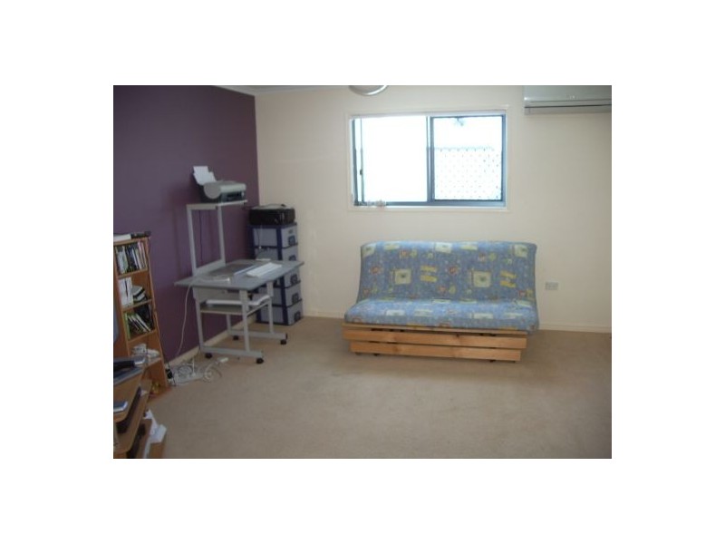 U106-34 Elizabeth Street, Urangan QLD 4655