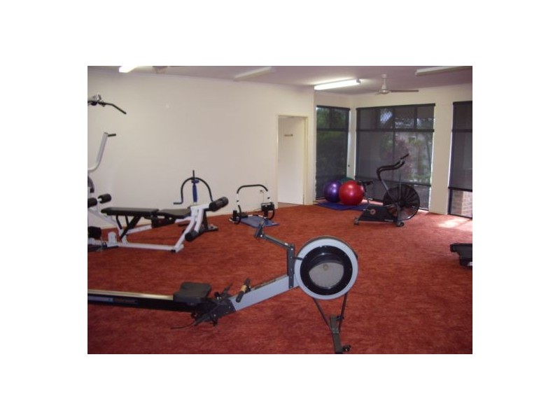 U106-34 Elizabeth Street, Urangan QLD 4655