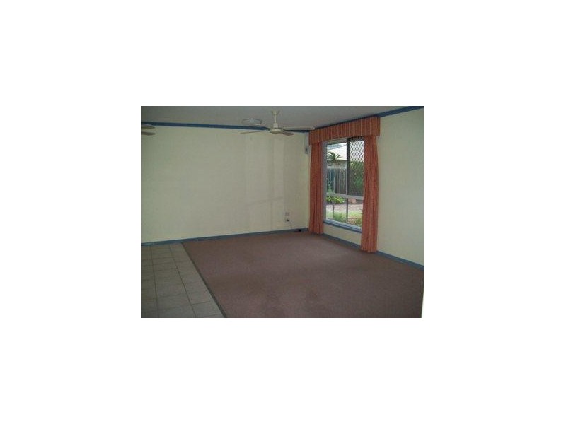 62 Cedar Crescent, Kawungan QLD 4655