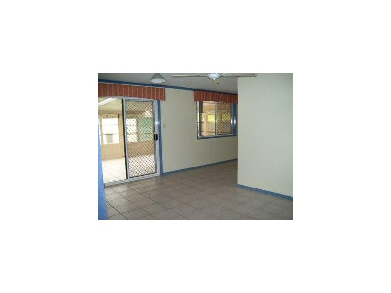 62 Cedar Crescent, Kawungan QLD 4655