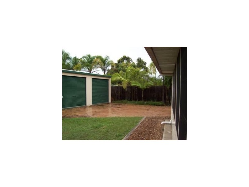 62 Cedar Crescent, Kawungan QLD 4655