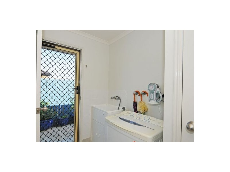 5 Pennant Drive, Point Vernon QLD 4655