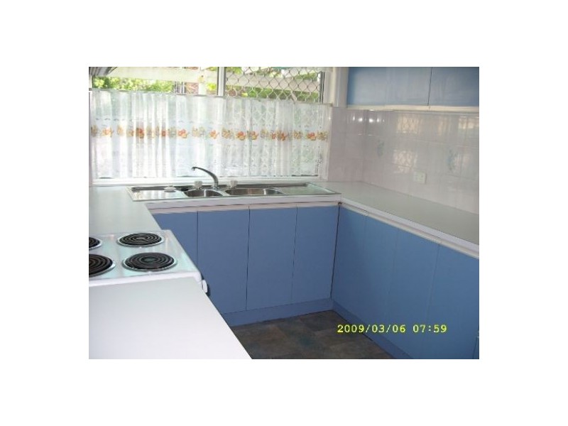 1 – 3 Parkway Dr, Scarness QLD 4655