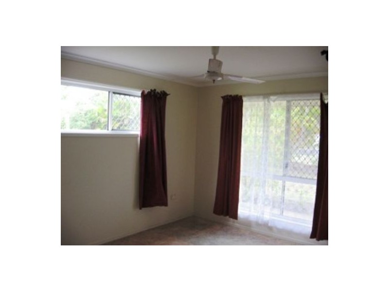 1 – 3 Parkway Dr, Scarness QLD 4655