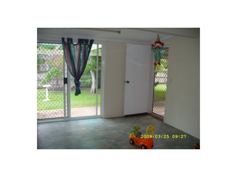 1 – 3 Parkway Dr, Scarness QLD 4655