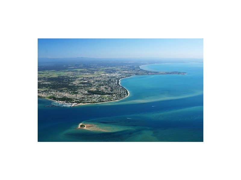 1 – 3 Parkway Dr, Scarness QLD 4655