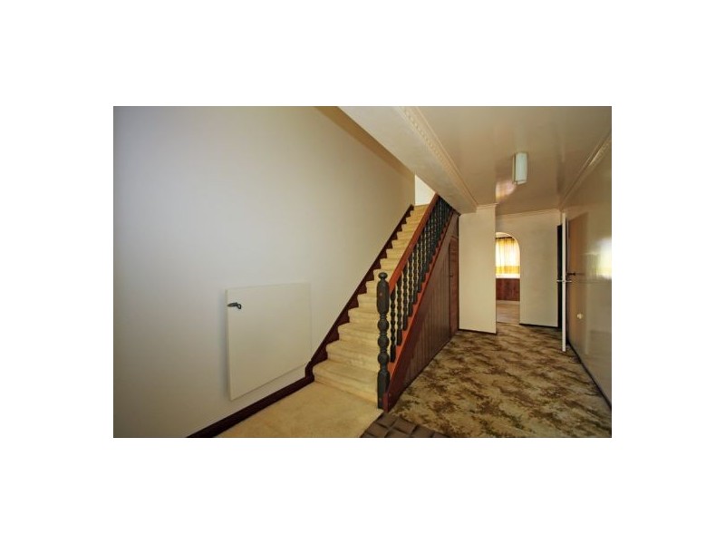 40 Miller st, Urangan QLD 4655