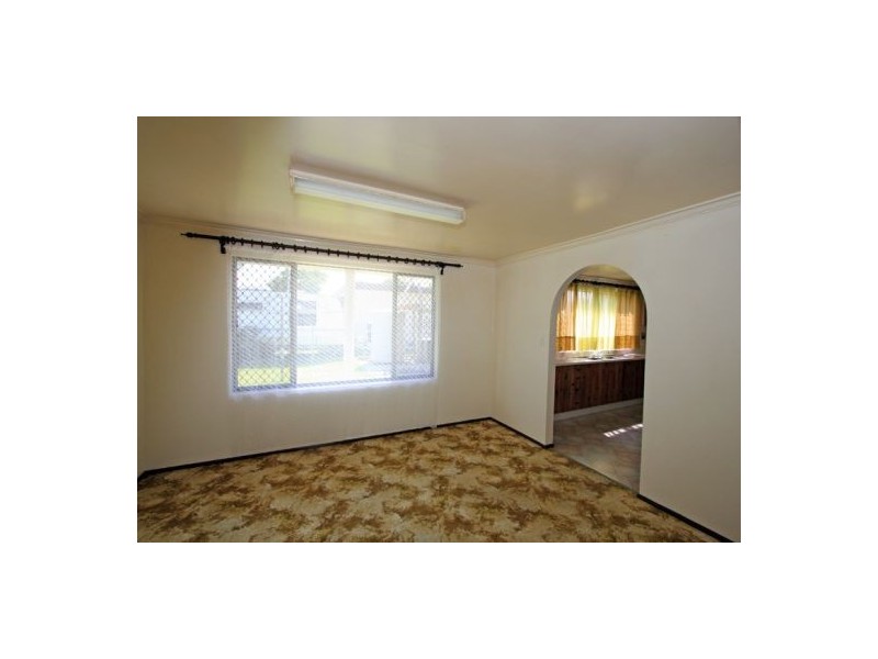 40 Miller st, Urangan QLD 4655