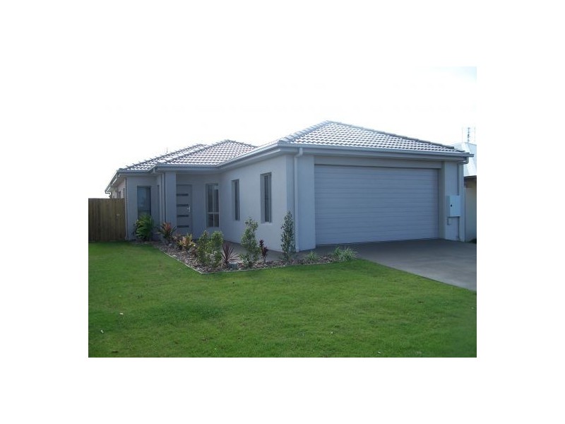 7 Lady Nelson Dr, Eli Waters QLD 4655