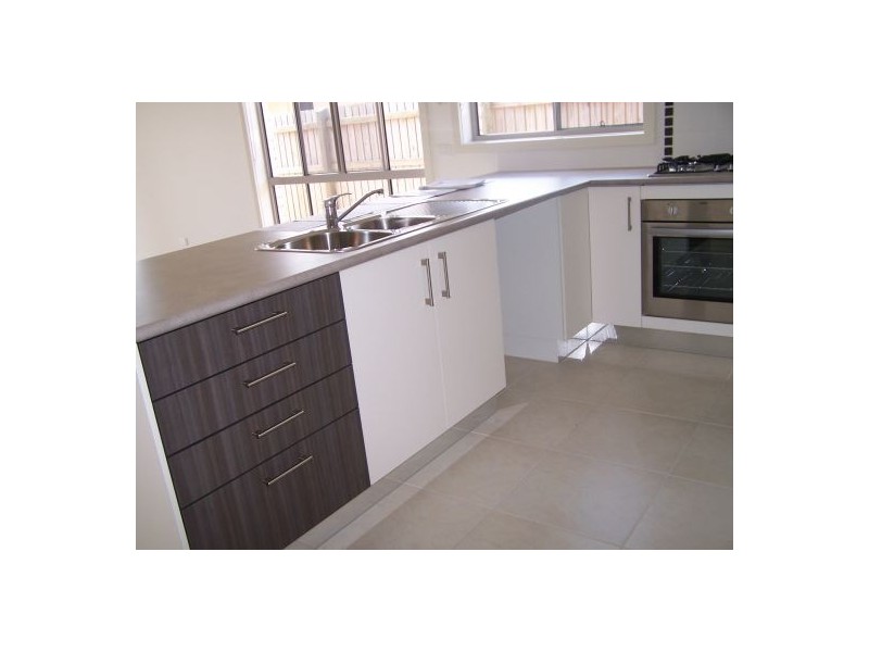 7 Lady Nelson Dr, Eli Waters QLD 4655