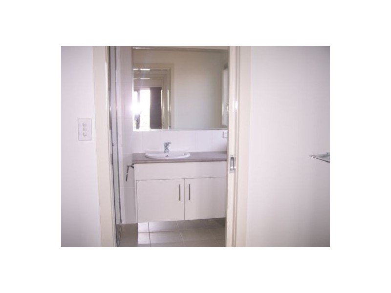 7 Lady Nelson Dr, Eli Waters QLD 4655