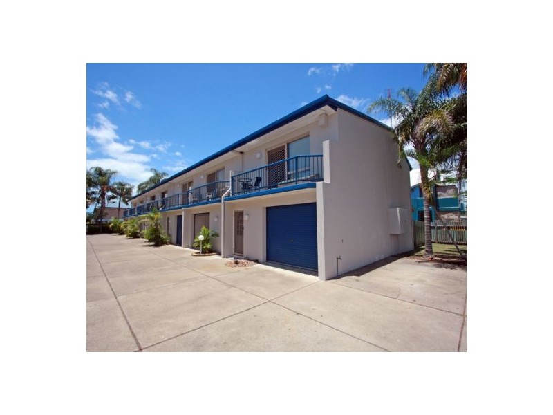 12/4 Pilot Street, Urangan QLD 4655