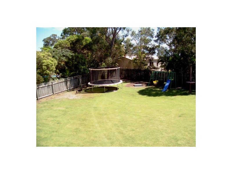 16 Merrilyn Court, Urangan QLD 4655