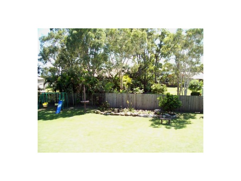 16 Merrilyn Court, Urangan QLD 4655