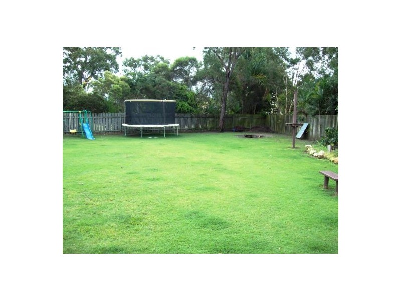 16 Merrilyn Court, Urangan QLD 4655