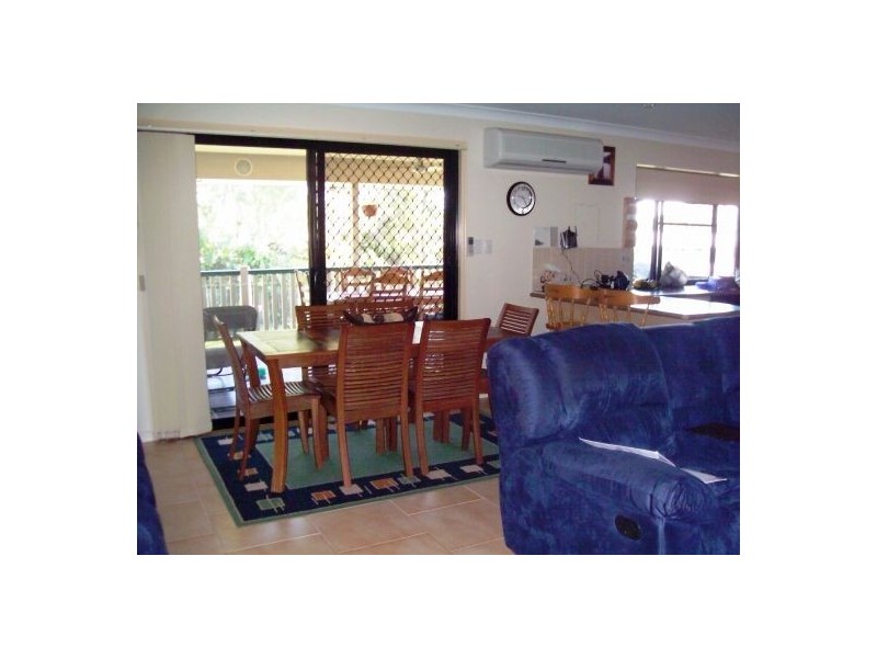 16 Merrilyn Court, Urangan QLD 4655