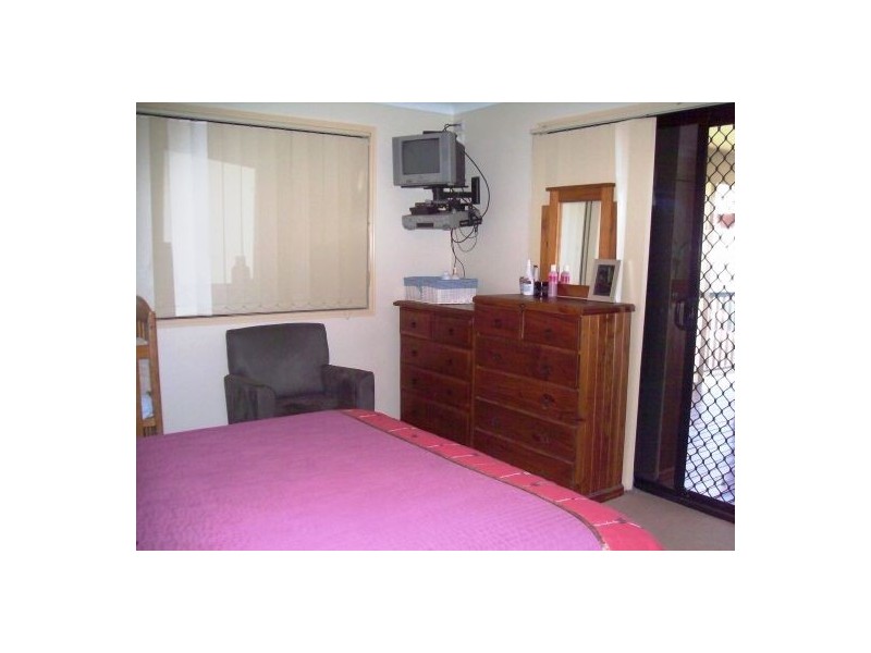16 Merrilyn Court, Urangan QLD 4655