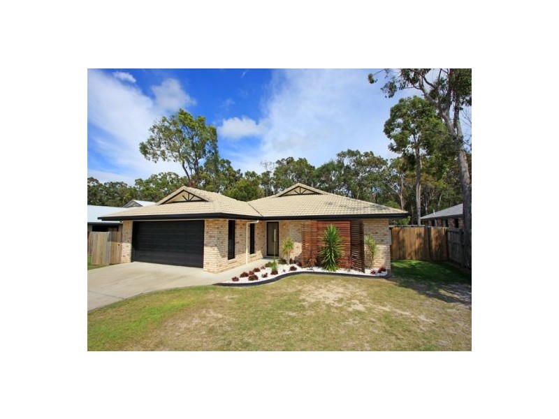 14 STRINGYBARK DR, Urangan QLD 4655
