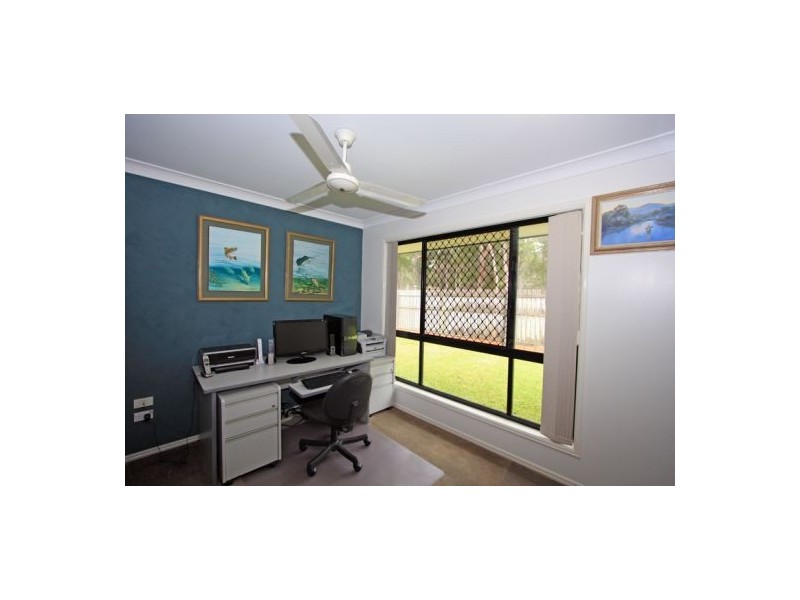 14 STRINGYBARK DR, Urangan QLD 4655