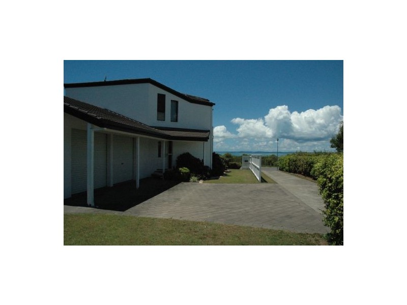 684 Charlton Esplanade, Urangan QLD 4655
