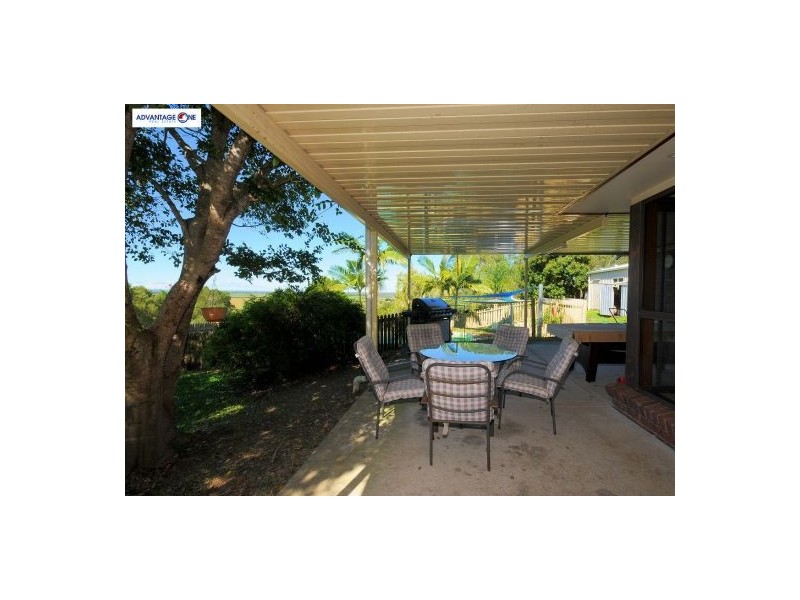 4 Windsor Way, Urraween QLD 4655