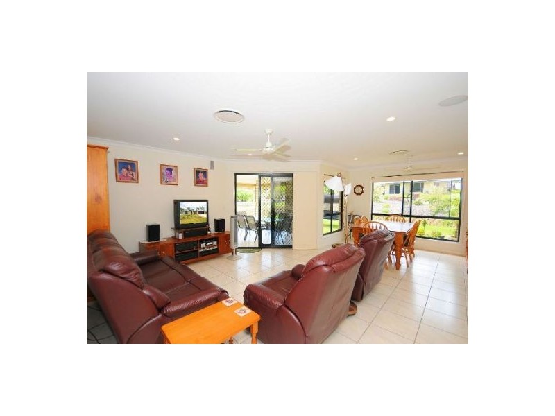 14 Southfork Cct, Burrum Heads QLD 4659